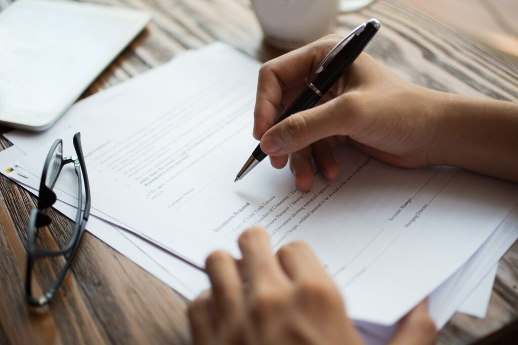 Patent weltweit anmelden: Ablauf, Fristen und PCT-Verfahren